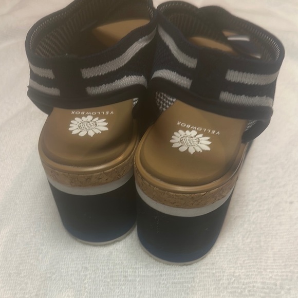 Blue and White Wedges with Cross-Strap Design - Picture 4 of 4
